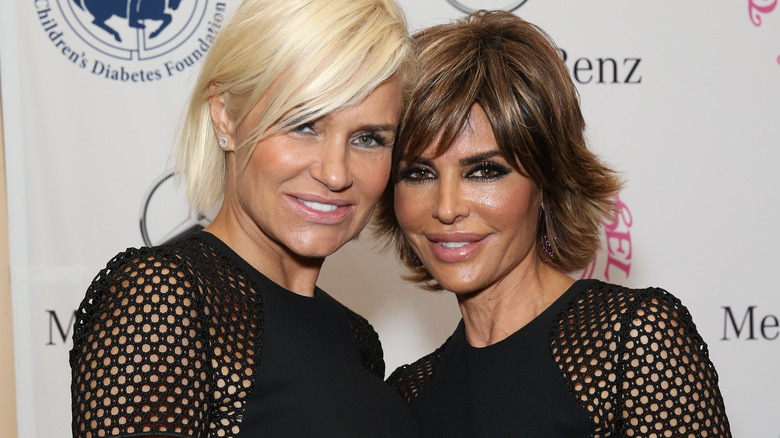 Yolanda Hadid and Lisa Rinna pose together