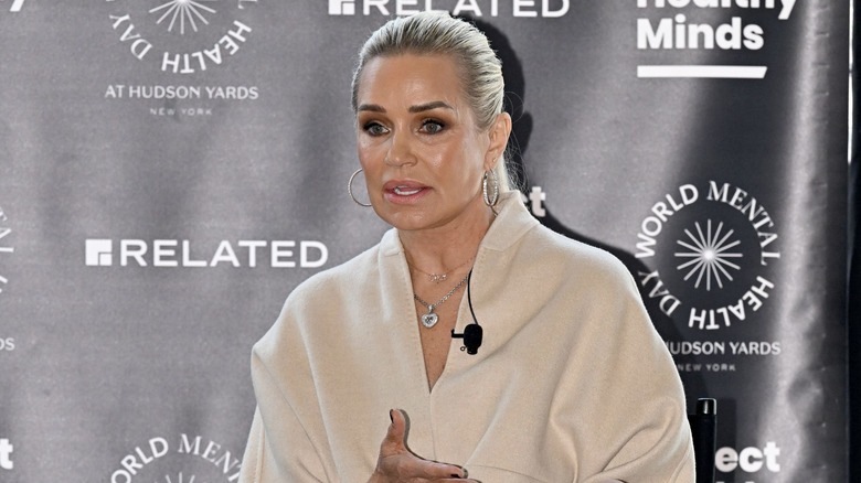 Yolanda Hadid speaking with her hands