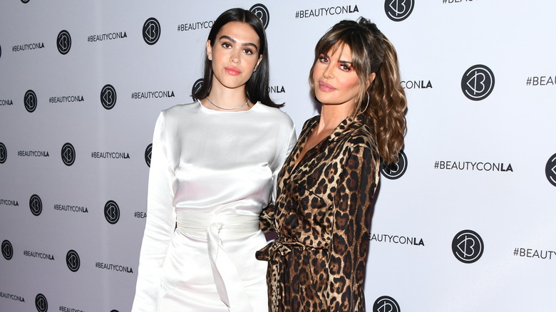 Amelia Gray and Lisa Rinna posing on the red carpet