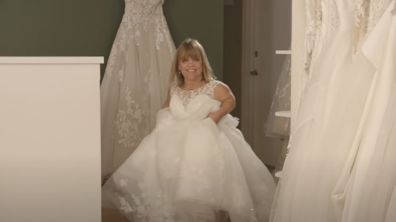 Amy Roloff trying on wedding dress