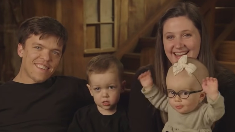 Zach and Tori Roloff with kids Jackson and Lilah