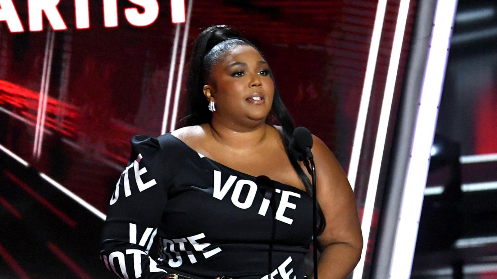 Lizzo's Billboards Acceptance Speech Is Causing A Stir