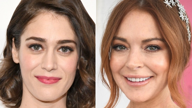 Lizzy Caplan Lindsay Lohan smiling