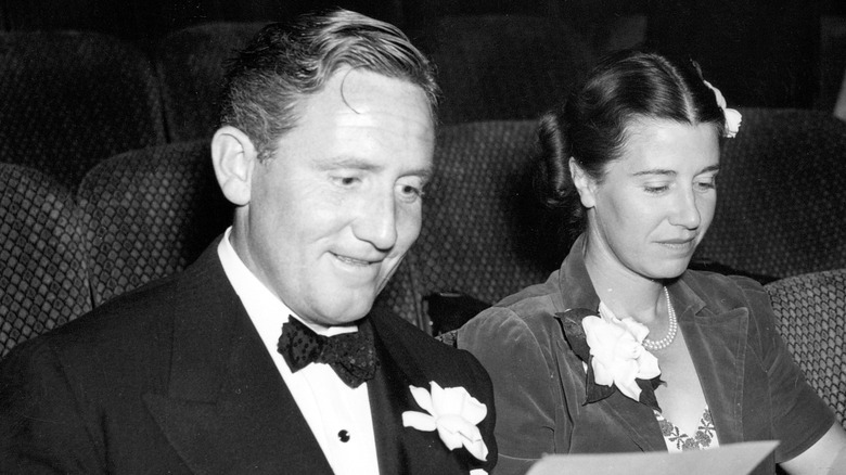 Spencer Tracy and Louise Treadwell reading