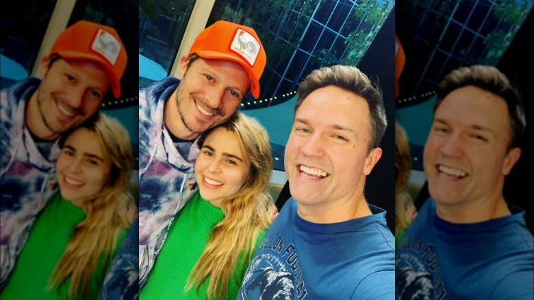 Zach Gilford, Mae Whitman, and Scott Porter selfie