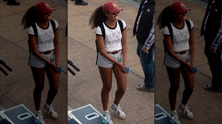 Malia Obama wearing baseball hat