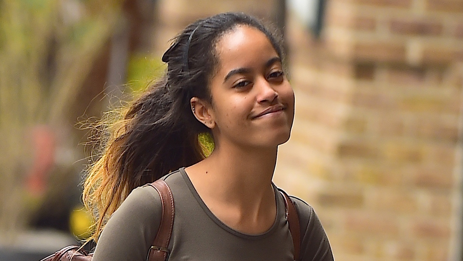 Malia Obama's Height Transformation Has Us Stunned