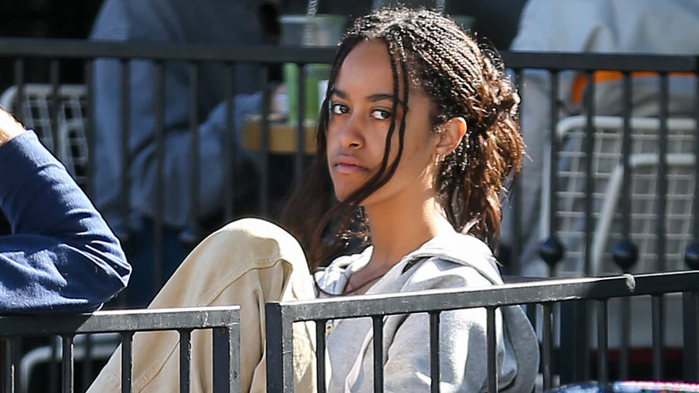 Malia Obama enjoying some downtime