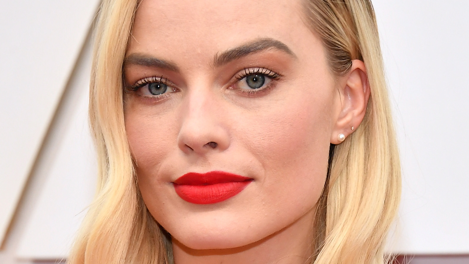 Margot Robbie Confirms Female-Led Pirates Of The Caribbean Film Is Dead ...