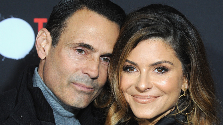 Maria Menounos and Keven Undergaro posing together