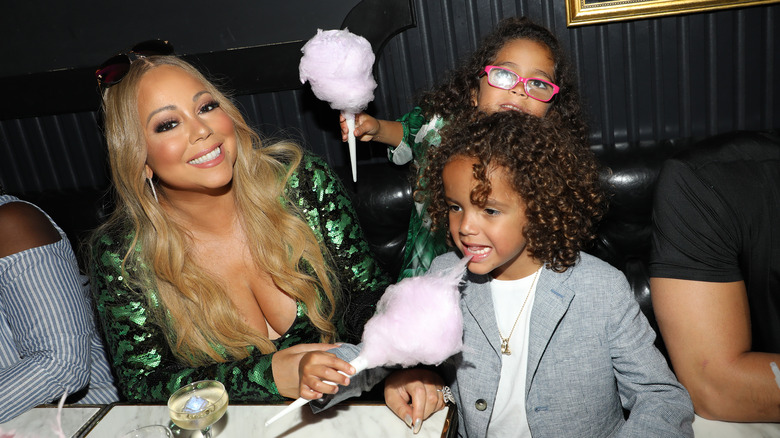 Mariah Carey and her twins