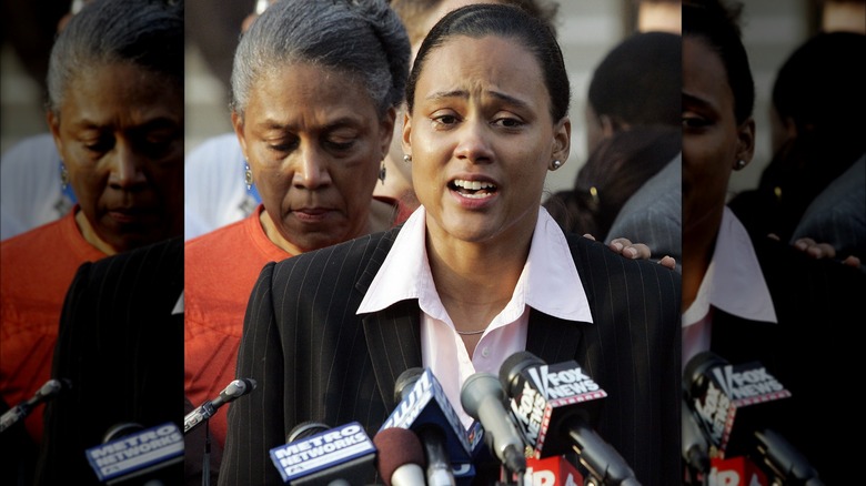 Marion Jones admitting guilt at press conference