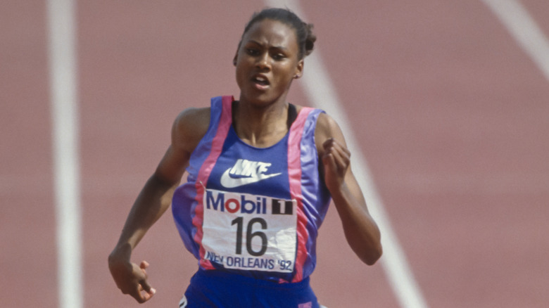 Marion Jones sprinting