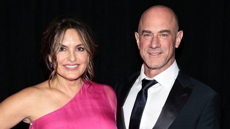 Mariska Hargitay and Christopher Meloni posing