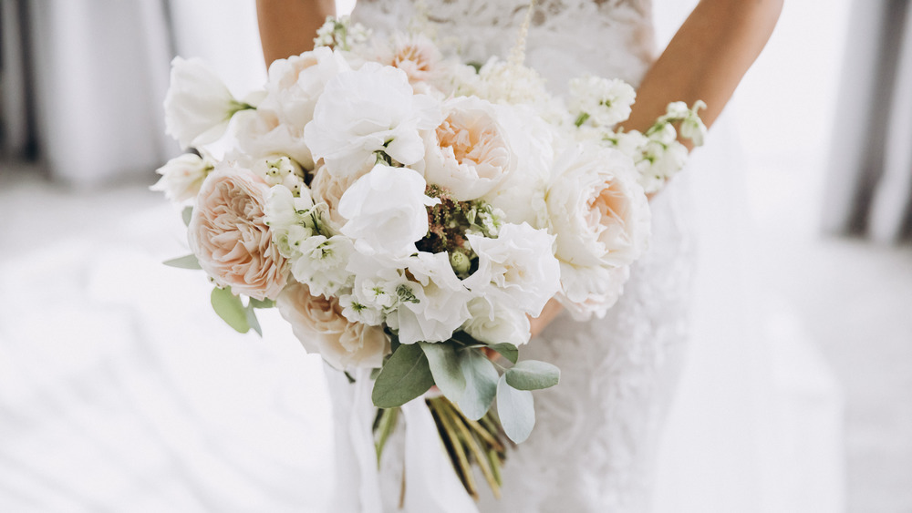 Bride holding bouquet