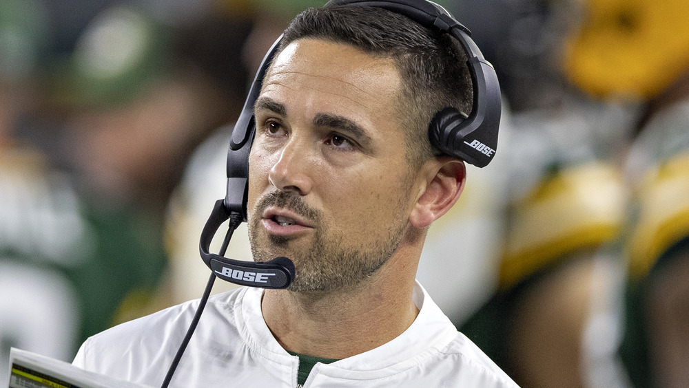 Matt LaFleur coaching on the Green Bay Packer's field 