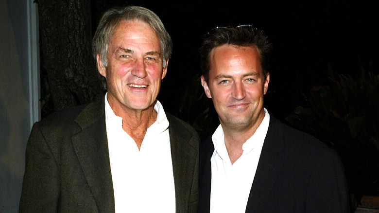 John Bennett Perry and Matthew Perry posing