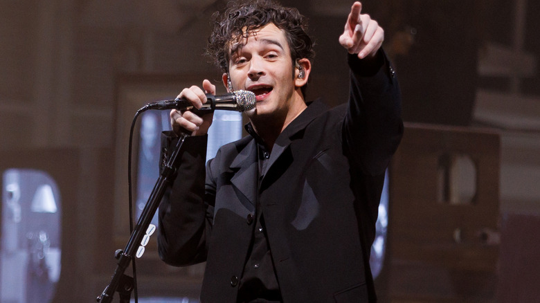 Matty Healy performing 