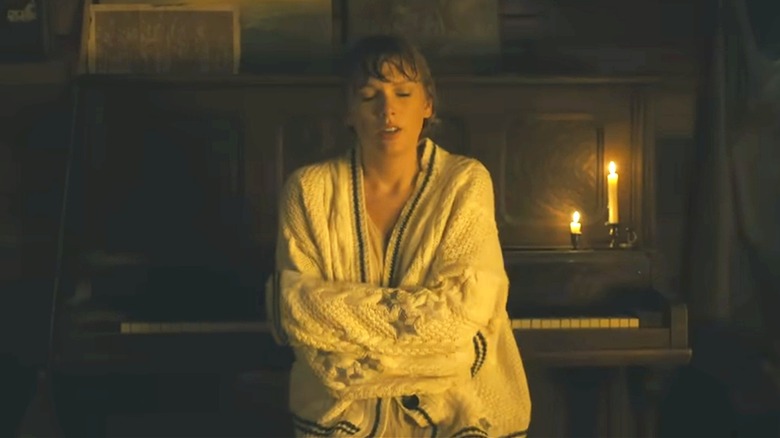 Taylor Swift wearing cardigan