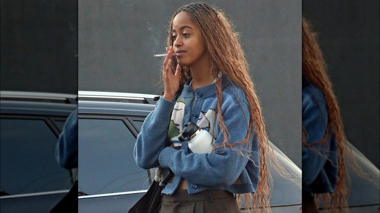 Malia Obama smoking