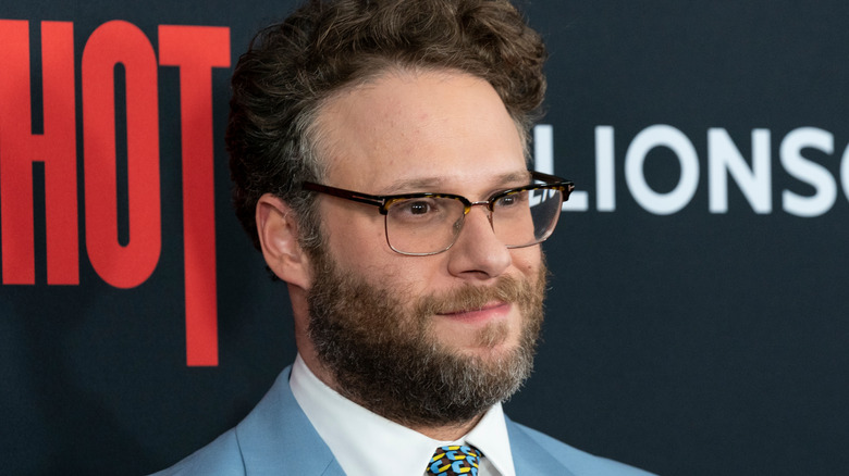 Seth Rogen wearing glasses in 2019