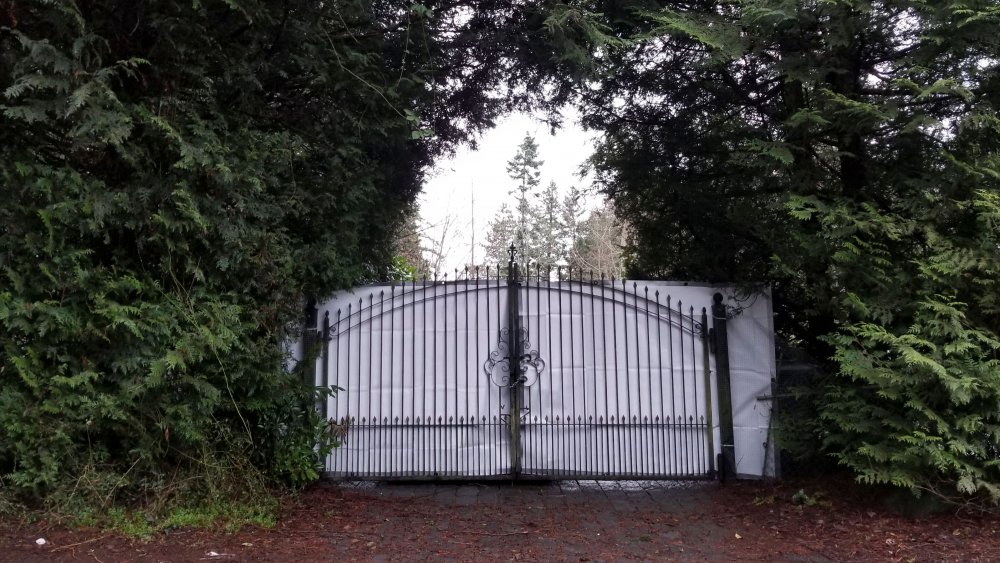 The gate to Meghan Markle and Prince Harry's Canadian home