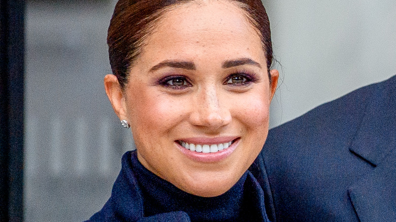 Meghan Markle hair bun