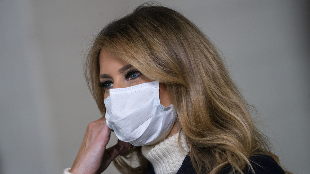 Melania Trump wearing a mask