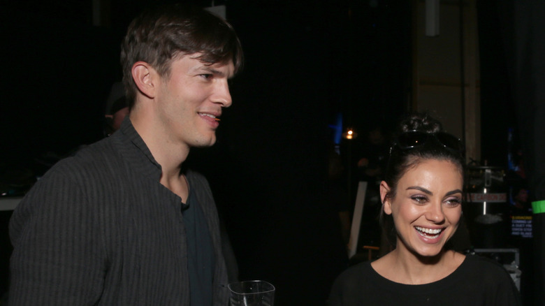 Ashton Kutcher and Mila Kunis in a conversation