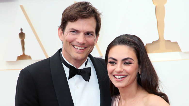 Ashton Kutcher and Mila Kunis on the red carpet