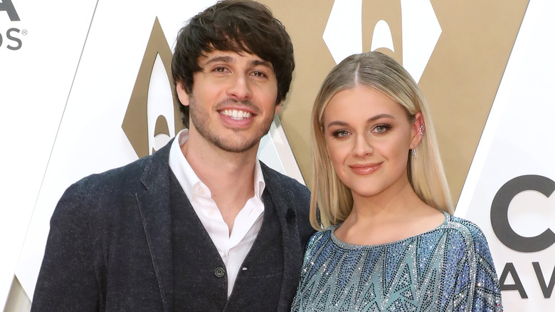 Morgan Evans and Kelsea Ballerini smiling