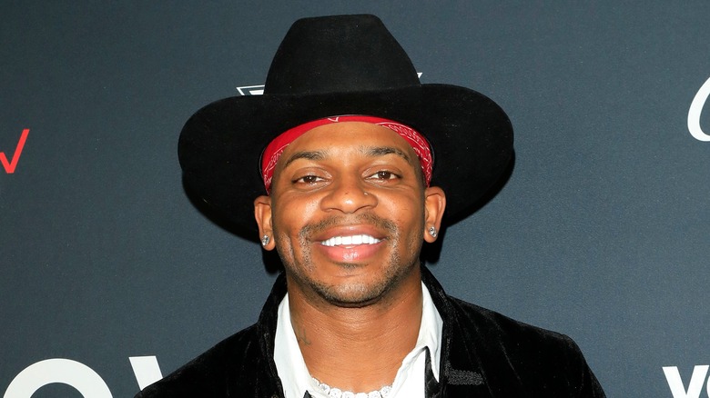 Jimmie Allen smiling