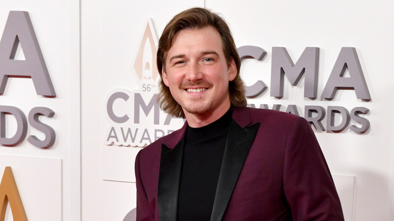 Morgan Wallen red suit 