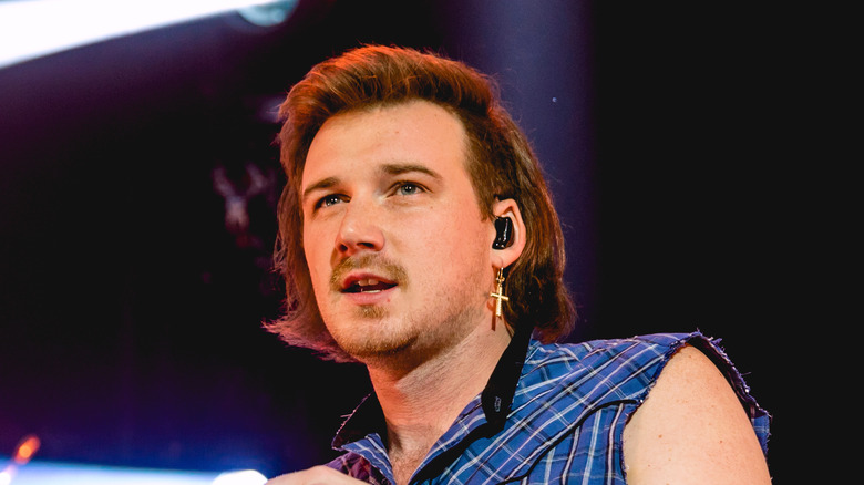 Morgan Wallen performing in 2020