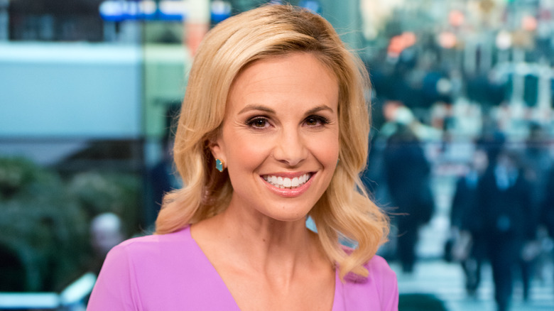 Elisabeth Hasselbeck smiling