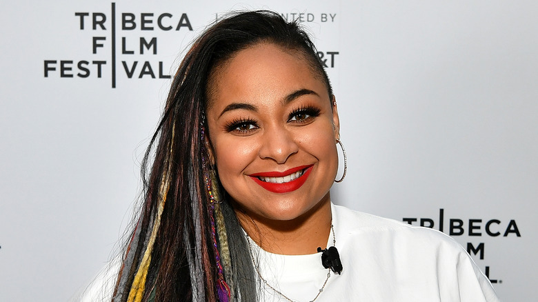 Raven Symone smiling