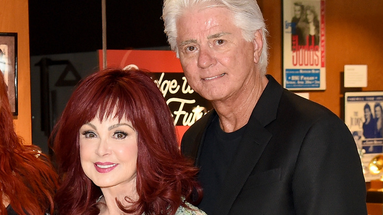 Naomi Judd and Larry Strickland pose 