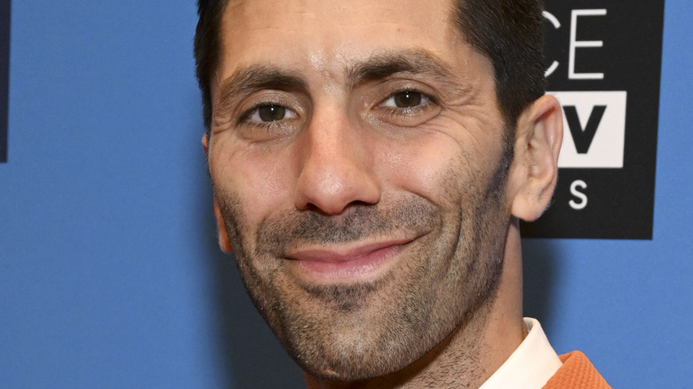 Nev Schulman smiling