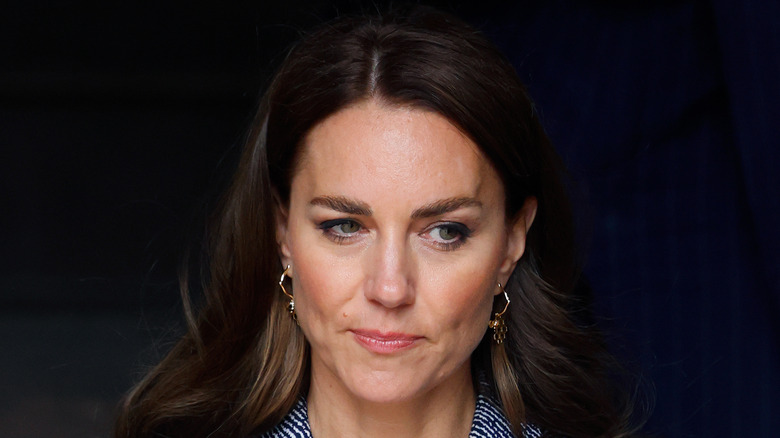 Kate Middleton not smiling