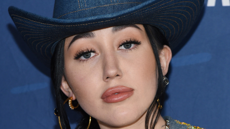 noah cyrus at the cmt awards 