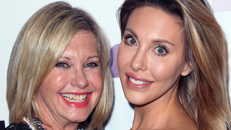 Olivia Newton Johns Daughter Chloe Discloses Her Moms Heartbreaking