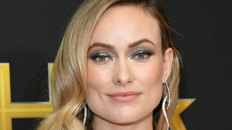 Olivia Wilde wears sparkly eye shadow