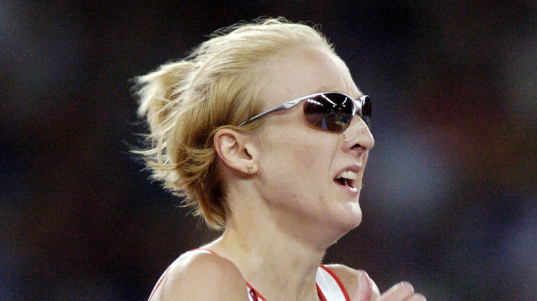 Paula Radcliffe in sunglasses