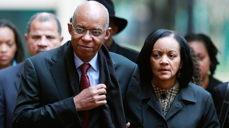 William J. Jefferson walking to court