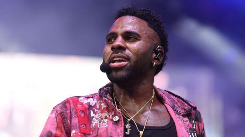 Jason Derulo performing on stage