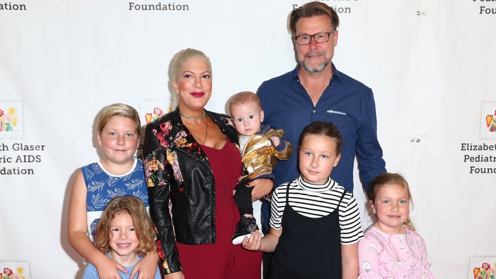 Tori Spelling, Dean McDermott, and their family 