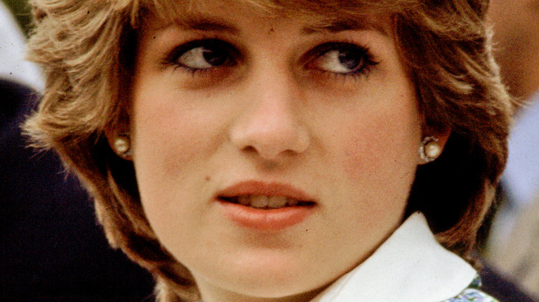 Princess Diana pearl earrings