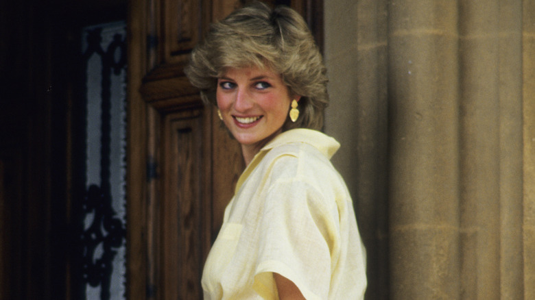 Princess Diana yellow dress