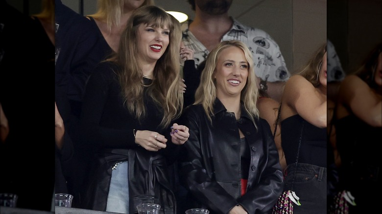 Taylor Swift and Brittany Mahomes watching game