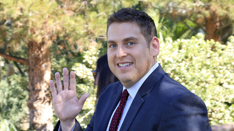 Jonah Hill waving